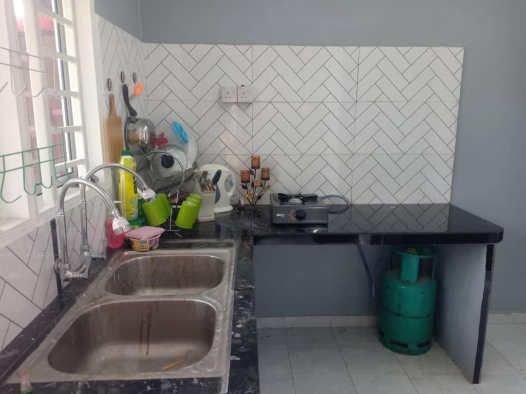 Ria Homestay & Kolam Alor Setar Luaran gambar